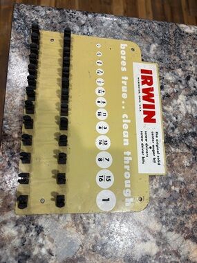 IRWIN Yellow Screwdriver Bit Holder with Black Bits